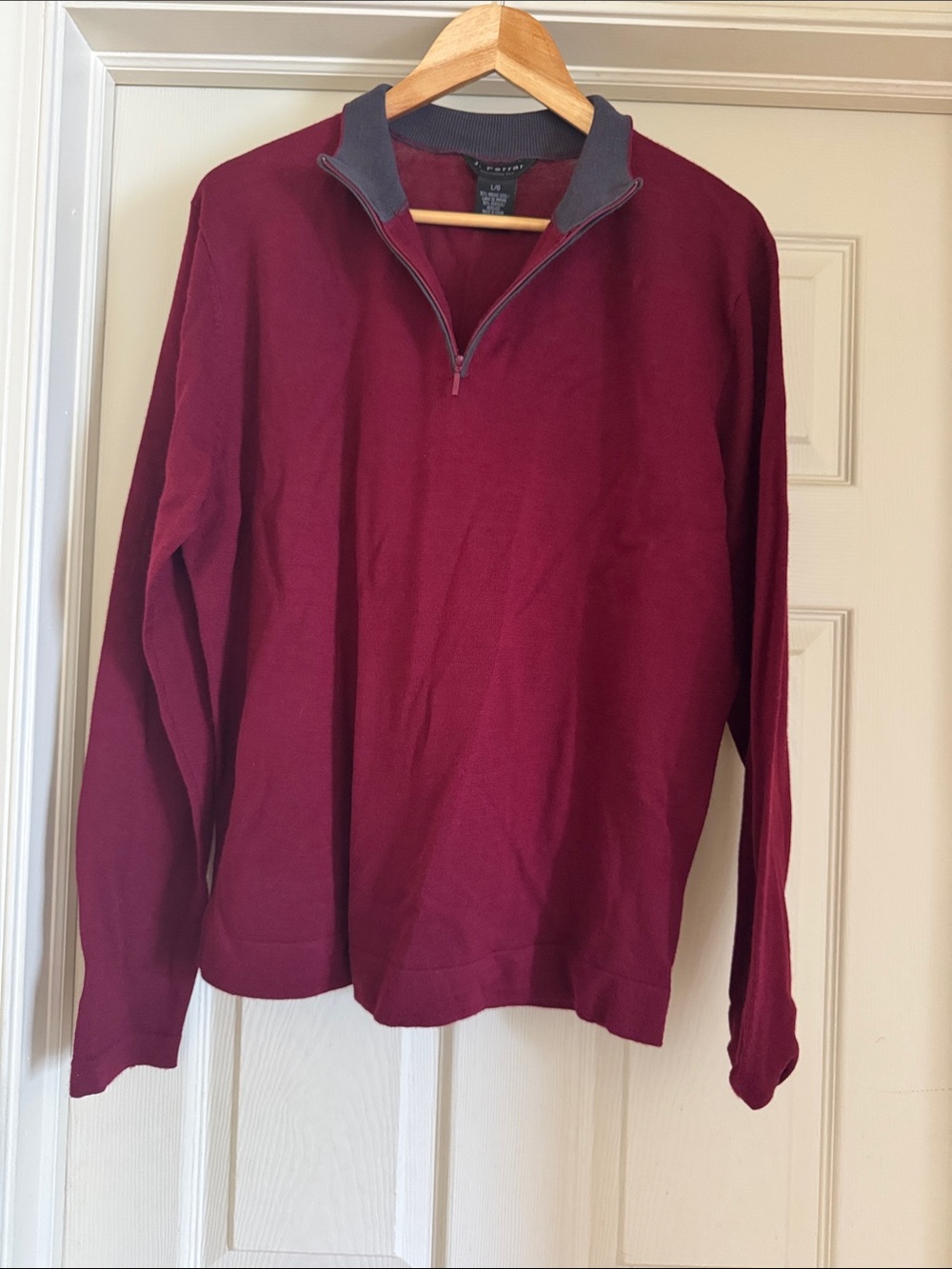 J. Ferrar Men’s Quarter Zipper Size Large Maroon Merino Wool Blend